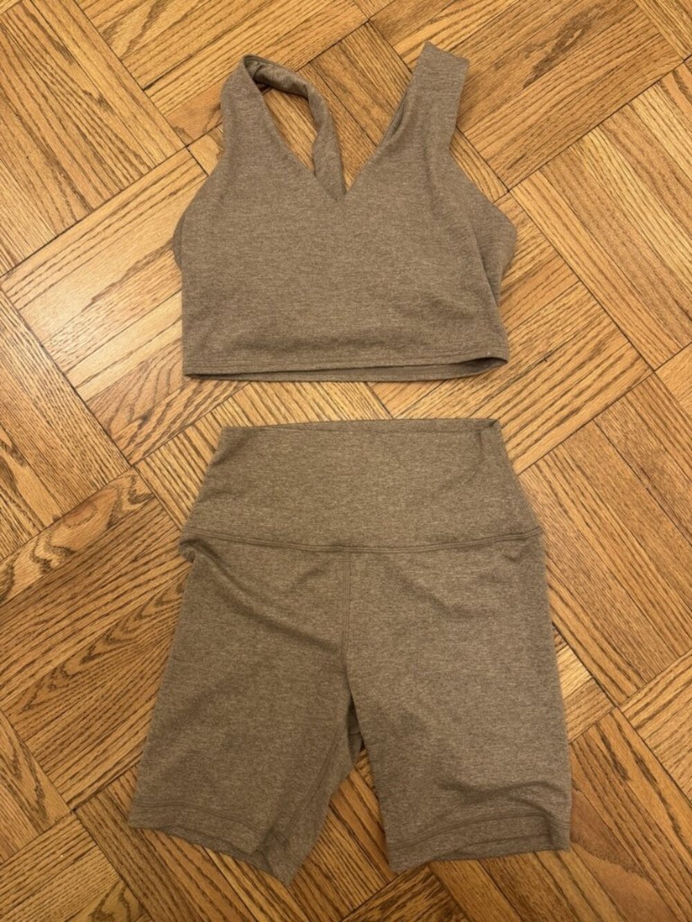 Quince Ultra-Soft Tank & 7-inch Bike Shorts Set Heather Oatmeal Size S